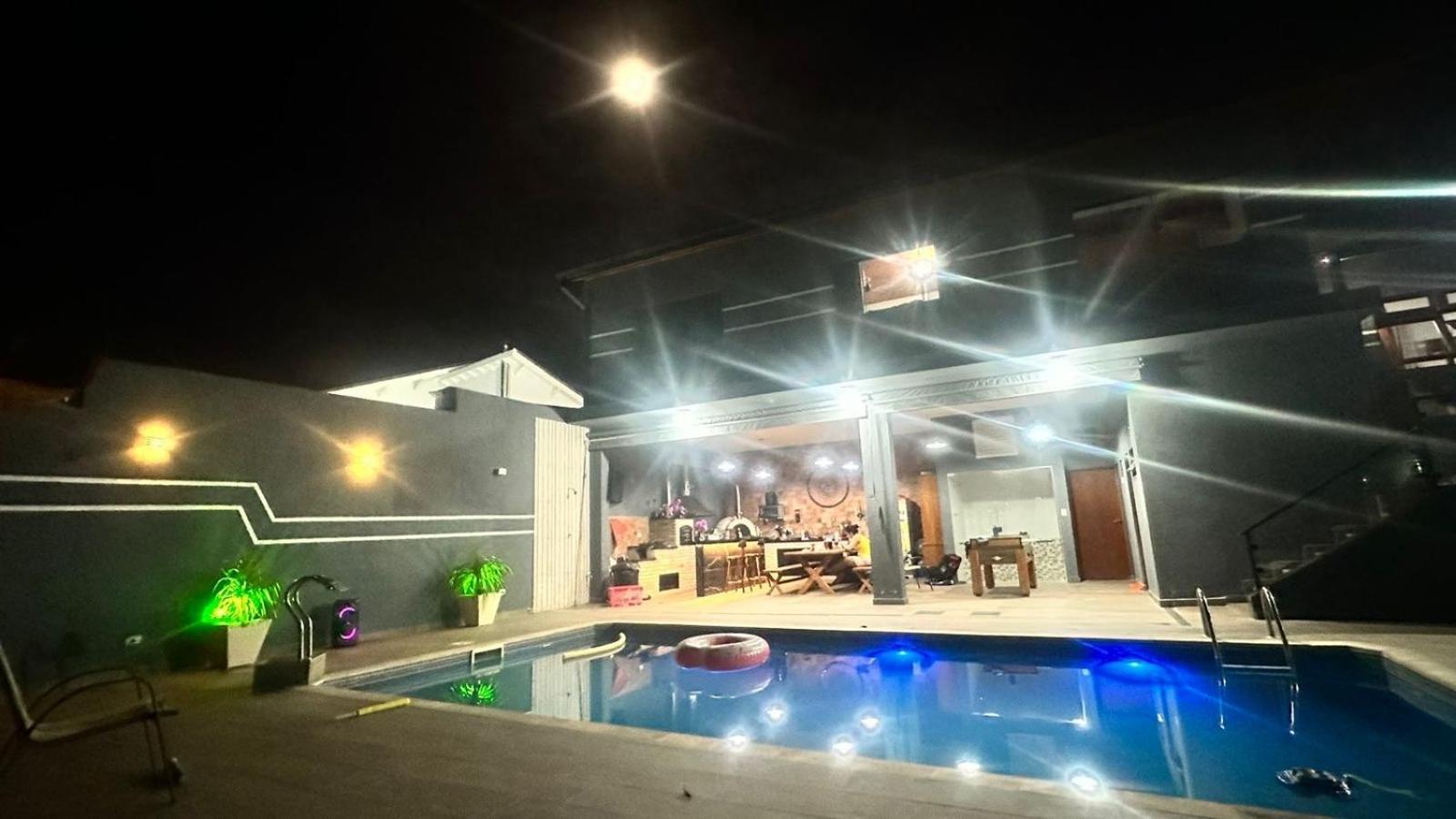 Chacara Gama Em Condominio Igarata-Sp - Jacuzzi Com Hidromassagem, Piscina E Sauna Exteriér fotografie